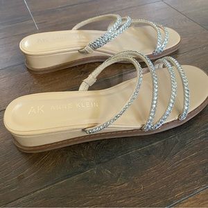 Anne Klein strappy rhinestone slide on sandals size 8.5